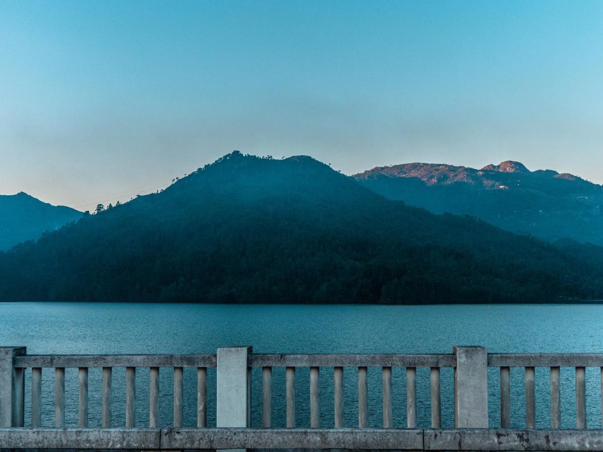 Casa Da Terra Nova - Geres Villa Rio Caldo Luaran gambar